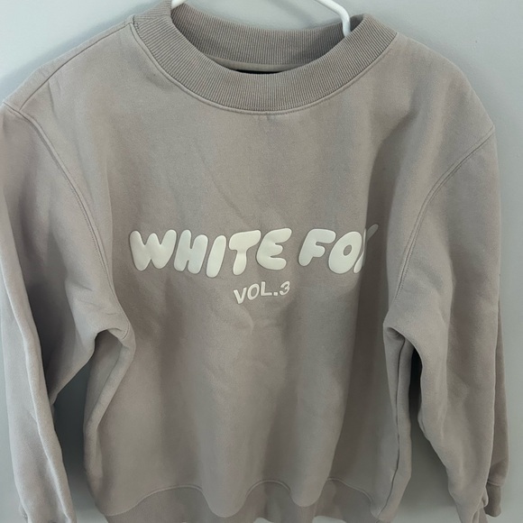 White Fox Sweat Set - Picture 2 of 5